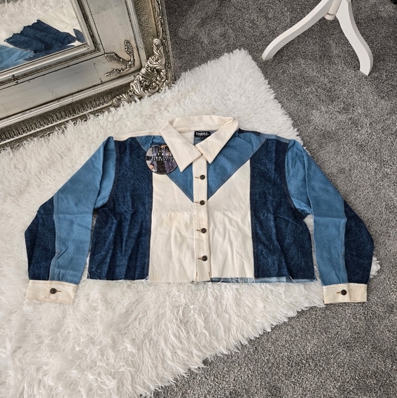 Thrill Jeans Plus Size Patchwork Cropped Jean Jacket. Size 3X. New. - Picture 3 of 9